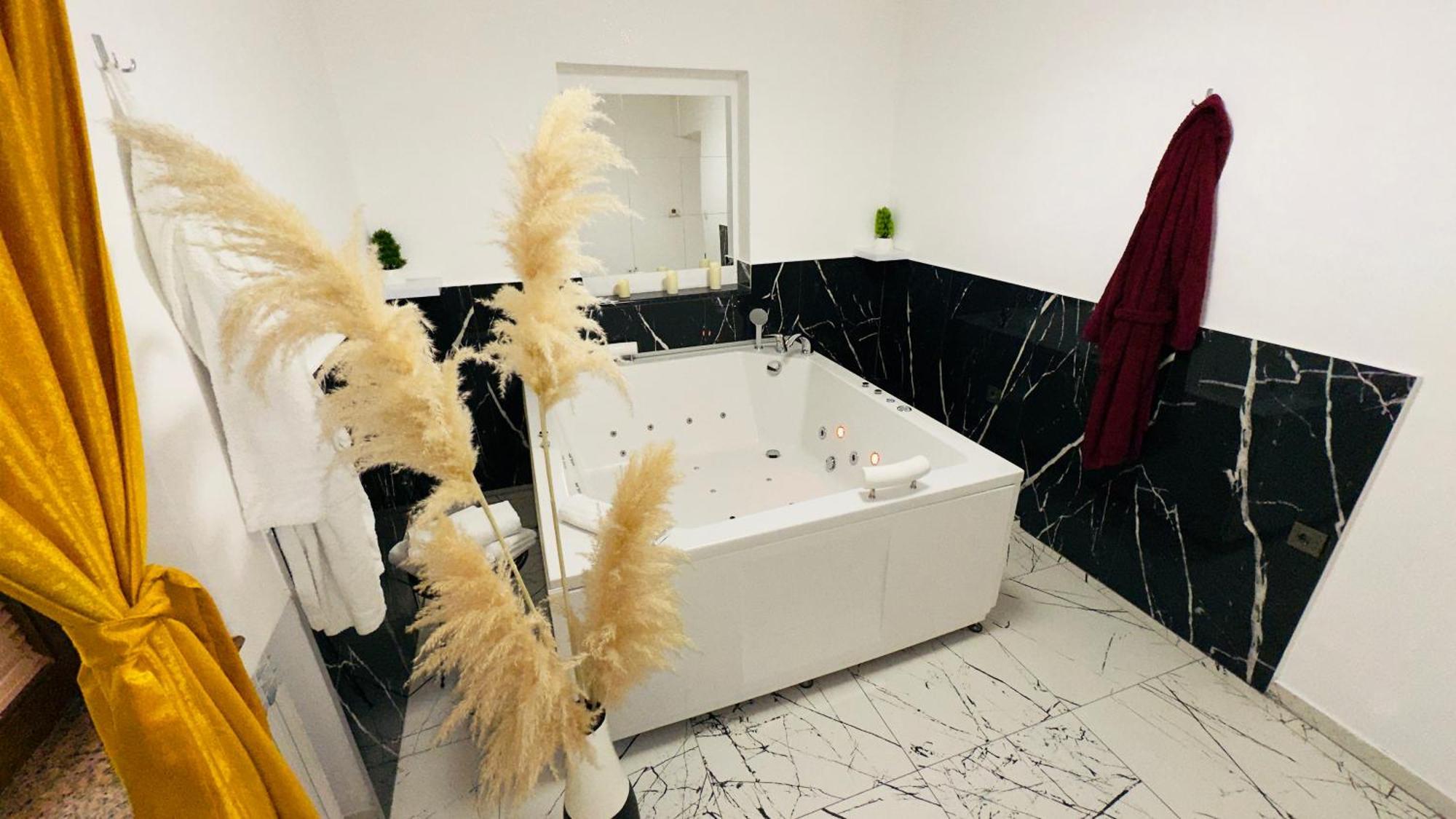 Hedonist Spa Jacuzzi Sarajevo Free Parking Saraievo Exterior foto