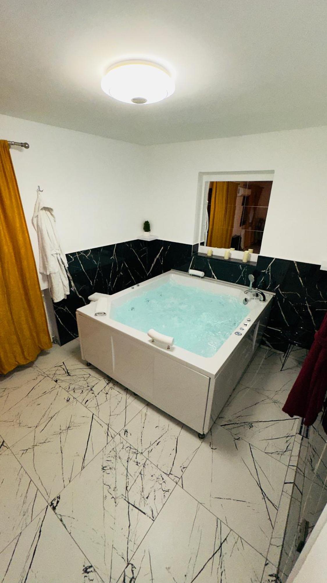 Hedonist Spa Jacuzzi Sarajevo Free Parking Saraievo Exterior foto